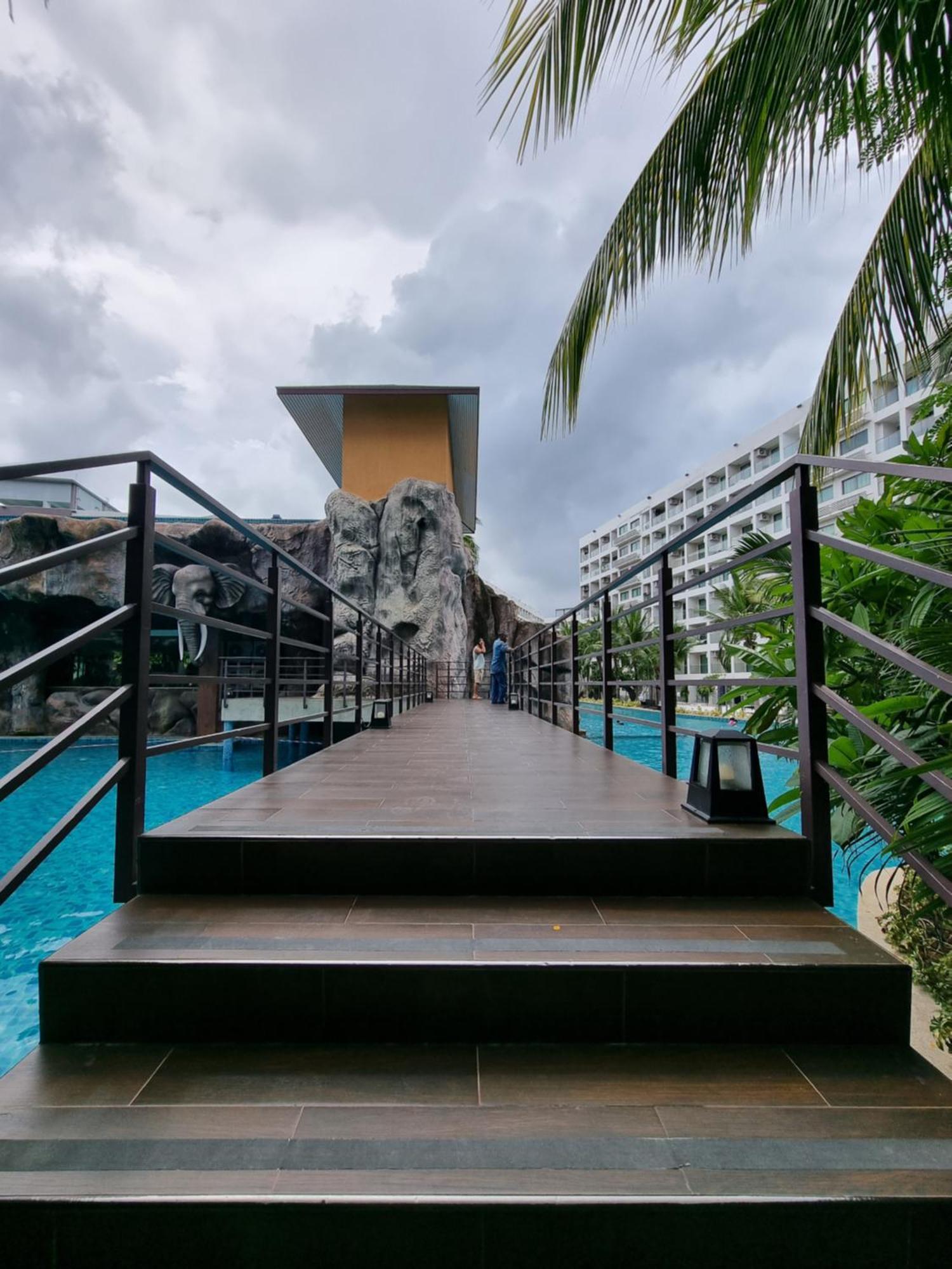 Laguna Beach Condo Resort 3 Maldives Pattaya: Pool View Retreat Jomtien Beach Exterior photo