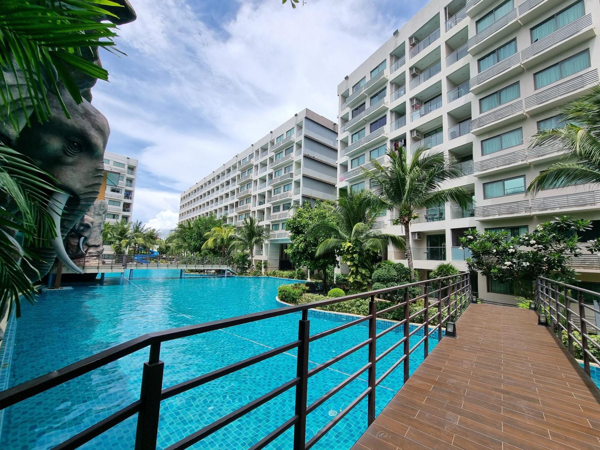 Laguna Beach Condo Resort 3 Maldives Pattaya: Pool View Retreat Jomtien Beach Exterior photo