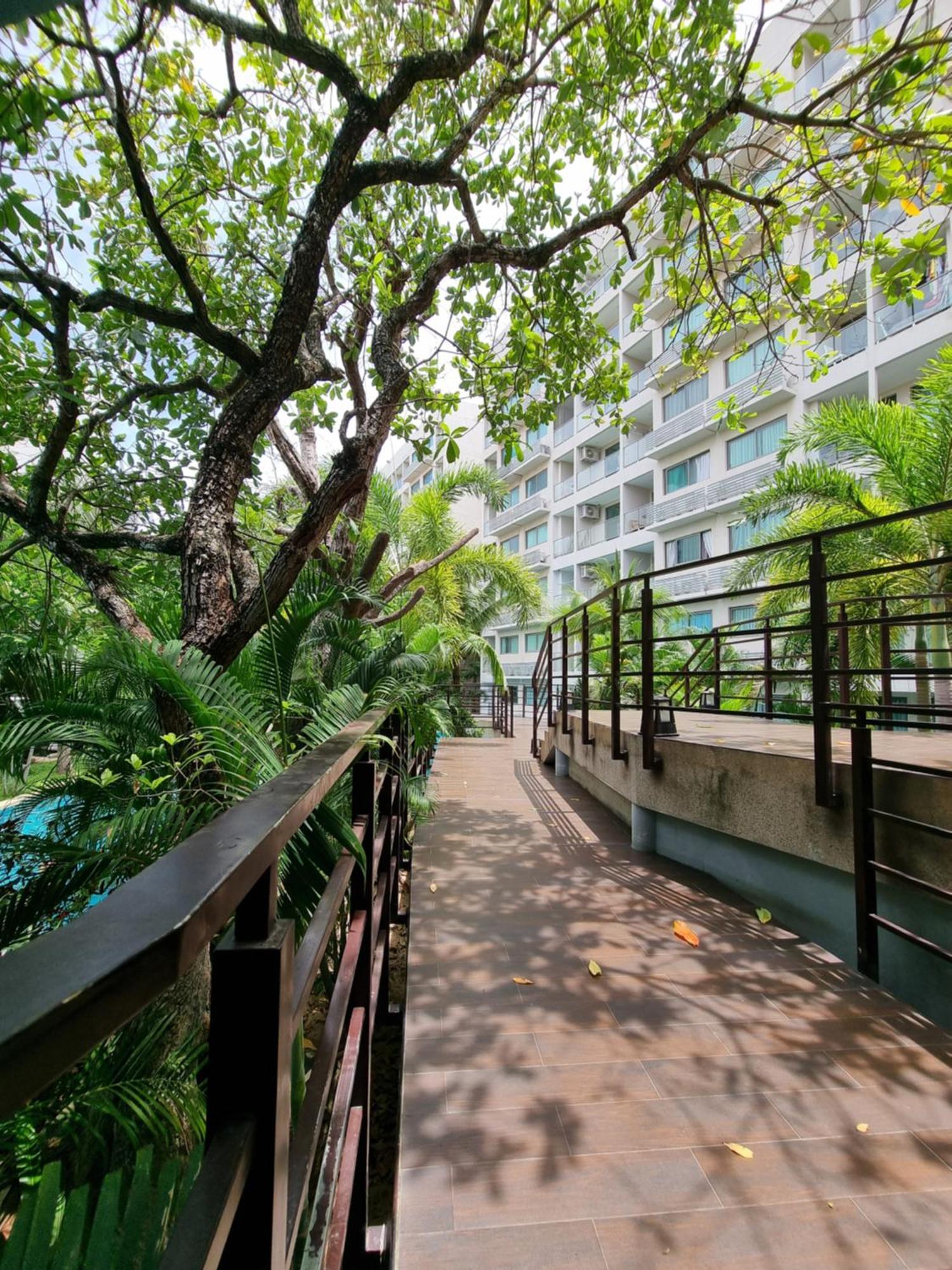 Laguna Beach Condo Resort 3 Maldives Pattaya: Pool View Retreat Jomtien Beach Exterior photo